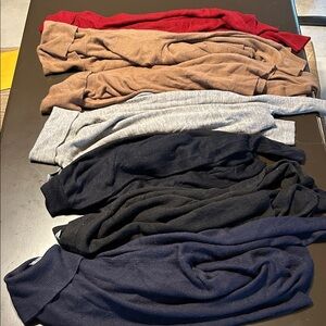 7 pieces - Women’s Multi-Color Sweater Set